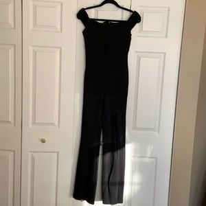 Black Guess jumpsuit perfect for the holidays!!